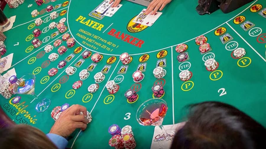 Tìm hiểu về những điểm yếu của người chơi khiến khả năng thua tăng cao trong Baccarat