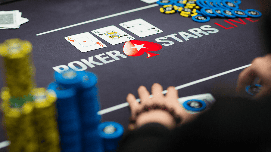 Bluff trong Poker online và điều bạn cần lưu ý tới