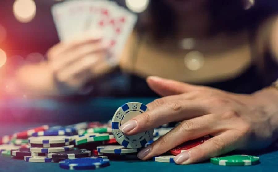 Vị trí ngồi trên bàn cược Poker? Liệu bạn đã biết vị trí nào tốt nhất?